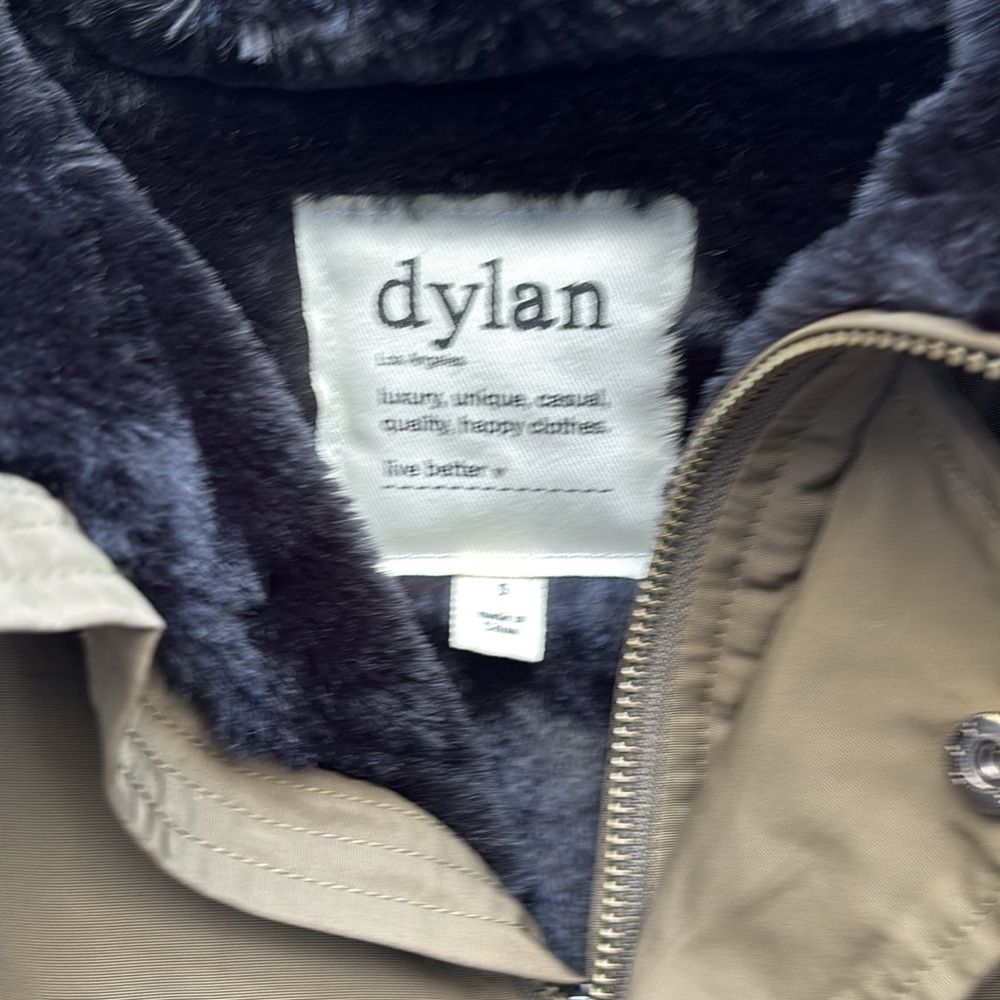 Dylan Tara Zip Up Front Jacket Coat w Black Faux Fur Hoodie Women’s Size Small - Picture 5 of 11